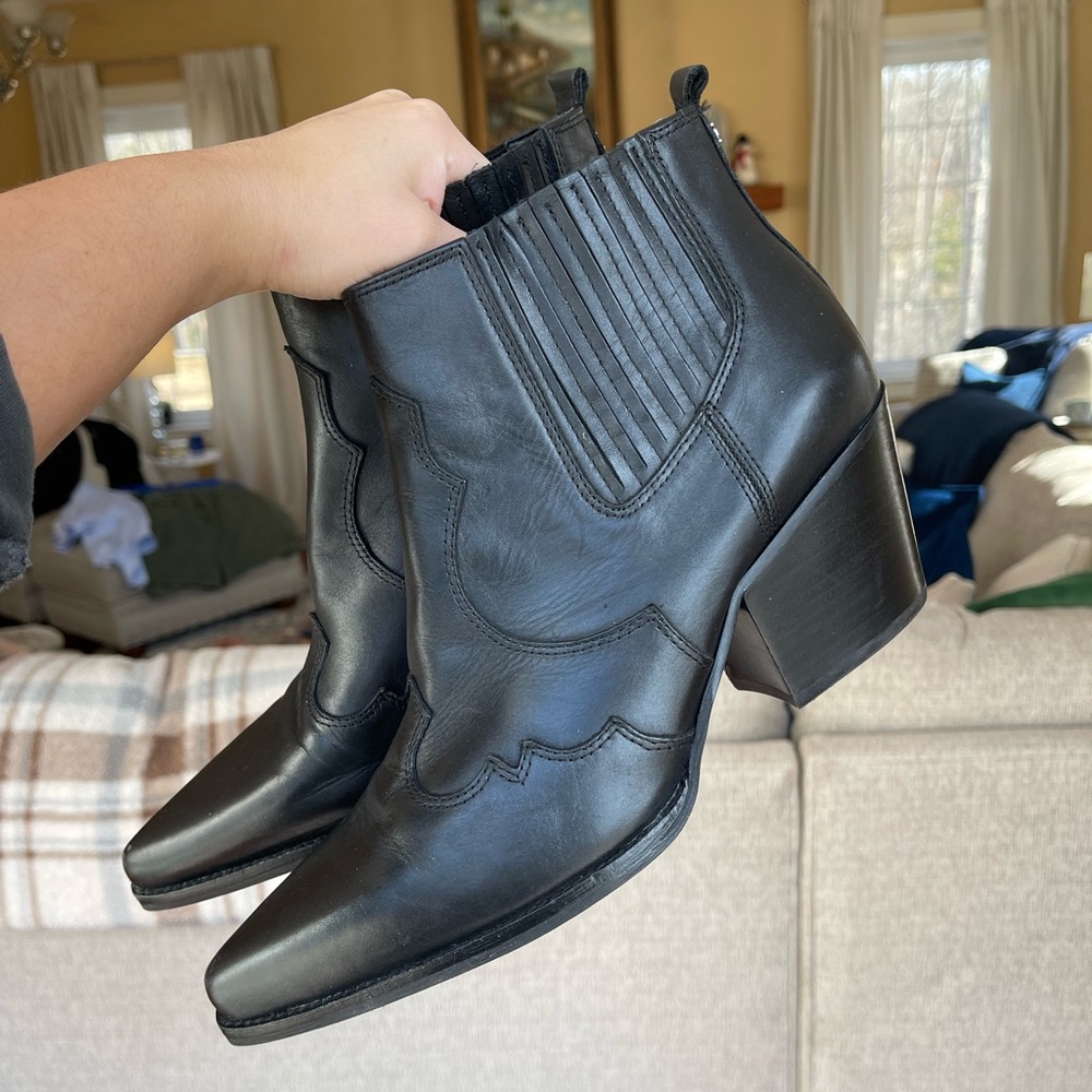 SAM EDELMAN | Black Cowboy Like Bootie